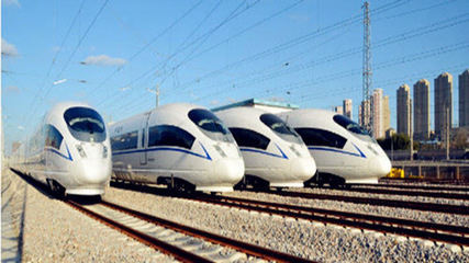 中秋國慶雙節(jié)至，鐵路客運(yùn)迎高峰 預(yù)計(jì)發(fā)送旅客1.2億人次