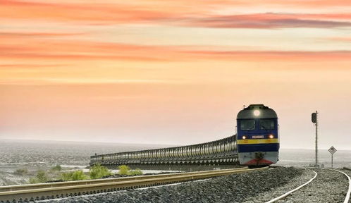 乘著鐵龍游大美新疆，2023年“坐著火車游新疆”旅游專列開啟絲路新體驗